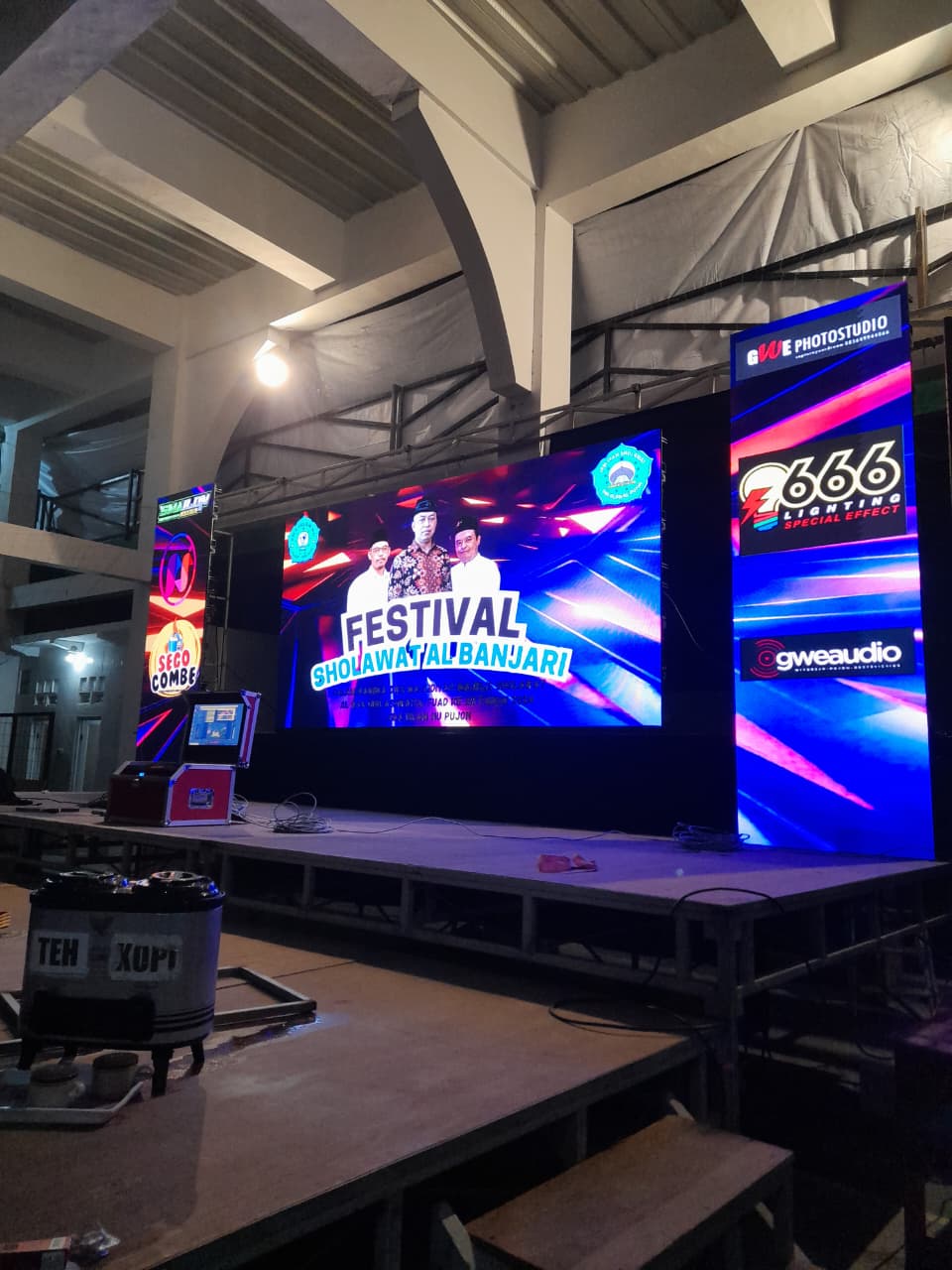 sewa videotron indoor