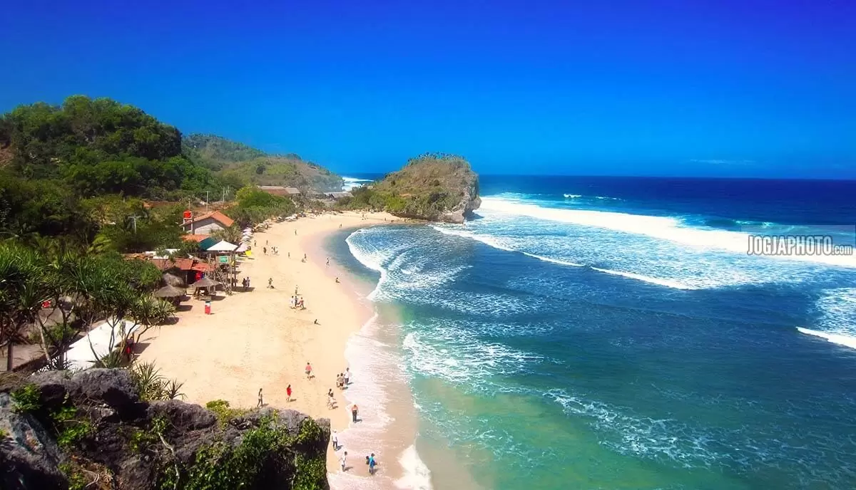 Pantai Indrayanti jogja